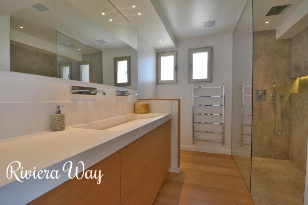 3 room apartment in Golf Juan, photo #5, listing #73074708