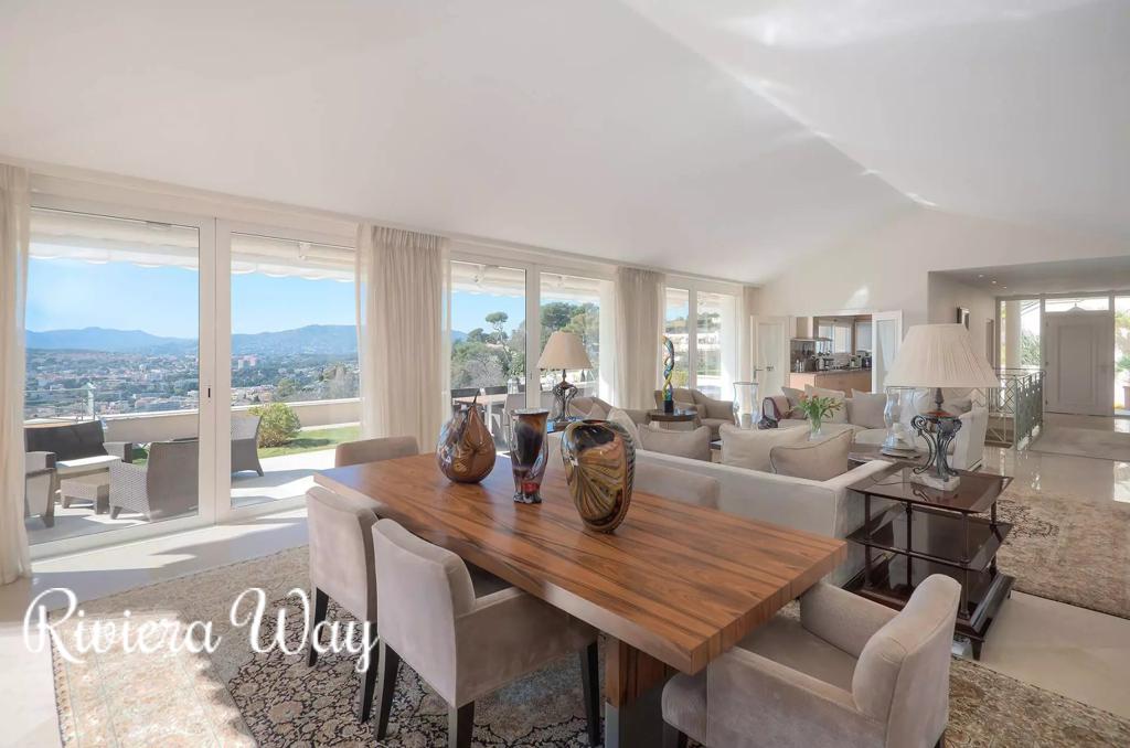 7 room villa in Le Cannet, photo #2, listing #86302482