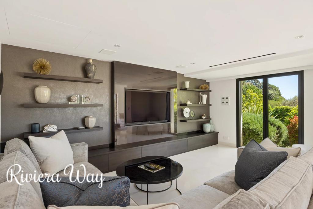 9 room villa in La Colle-sur-Loup, photo #7, listing #105846300