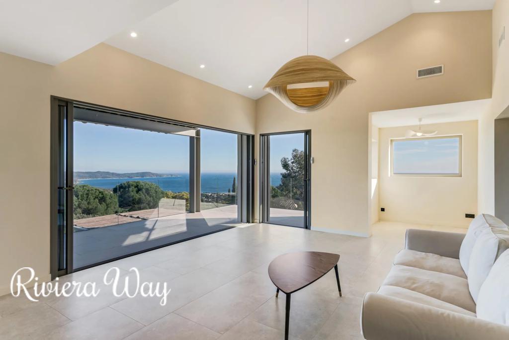 9 room villa in Cavalaire-sur-Mer, photo #6, listing #104652450