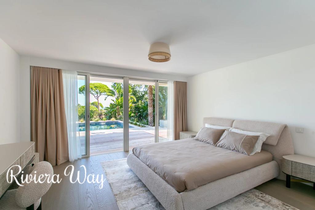 7 room villa in Cap d'Antibes, photo #9, listing #105406224