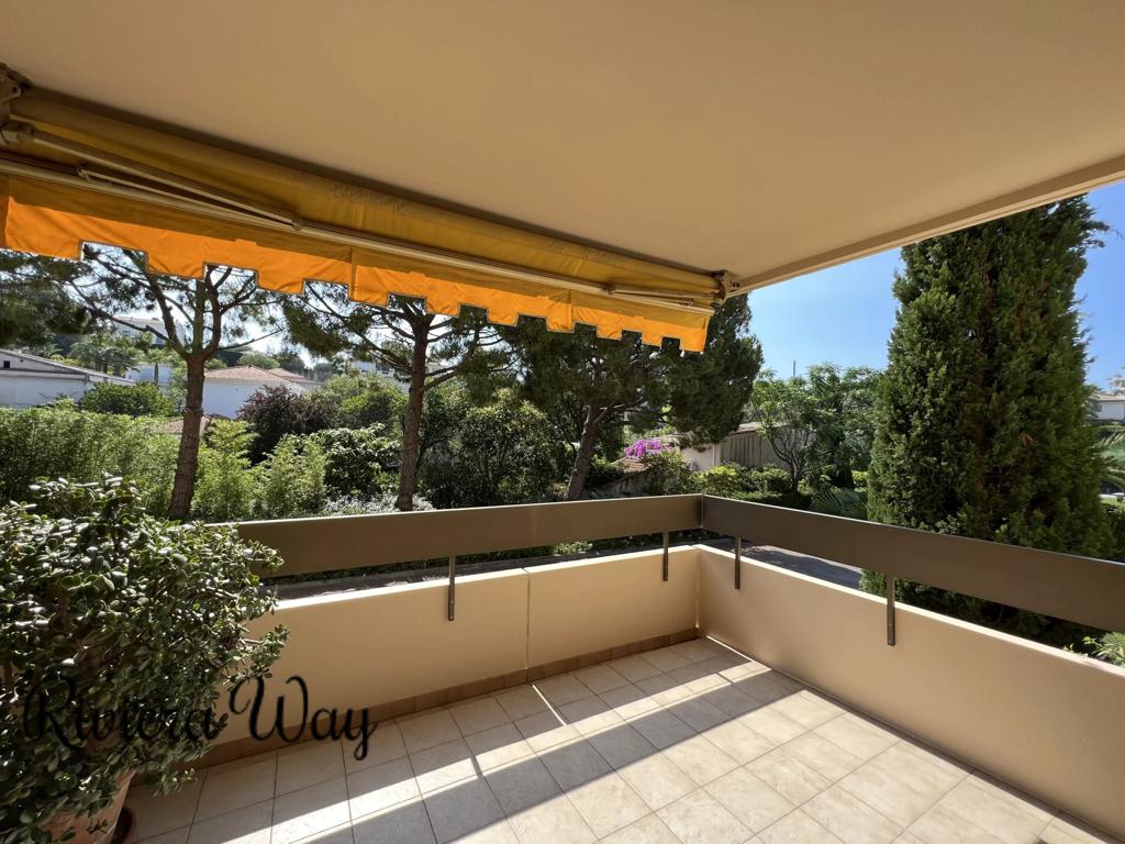 3 room apartment in Juan-les-Pins, photo #2, listing #95630220