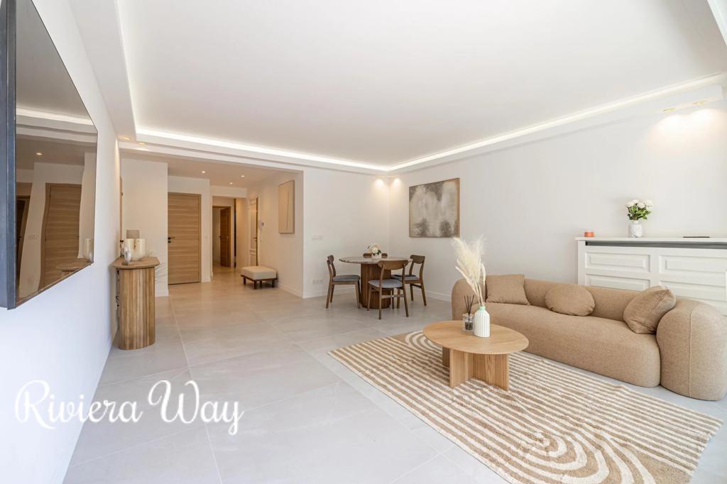 4 room apartment in Californie - Pezou, photo #5, listing #106236312