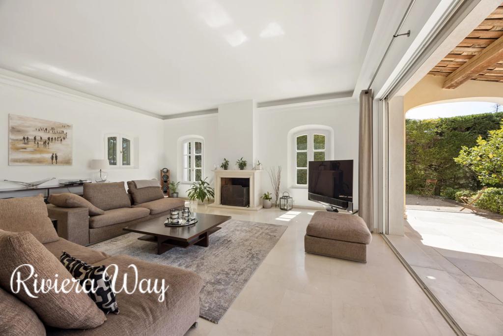 Villa in Mougins, photo #4, listing #103876164