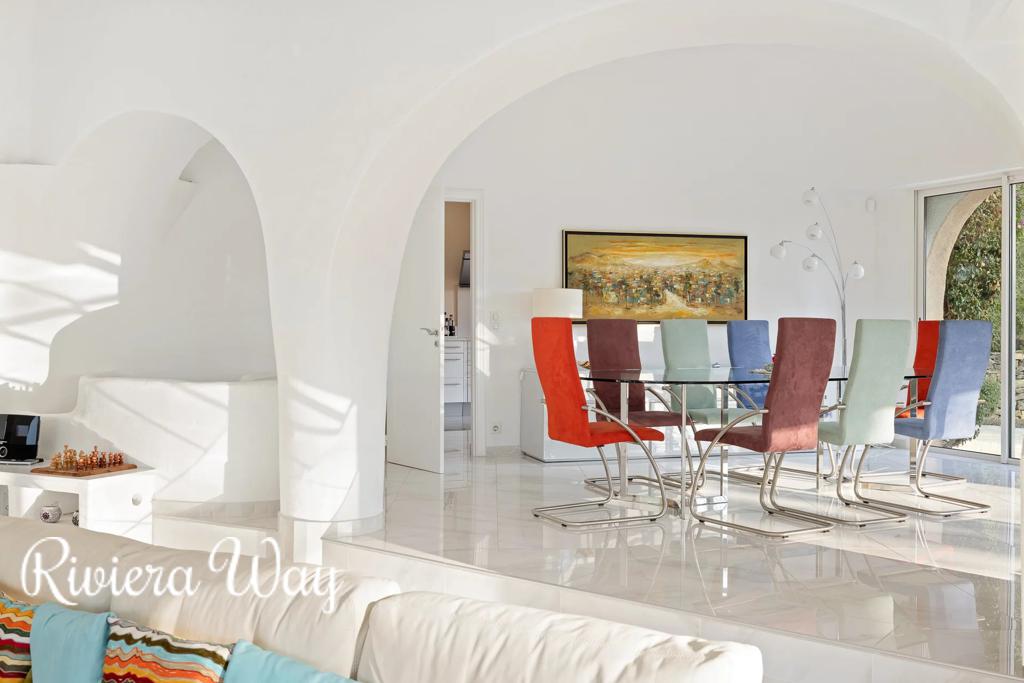 10 room villa in Muan-Sarthe, photo #8, listing #95508840