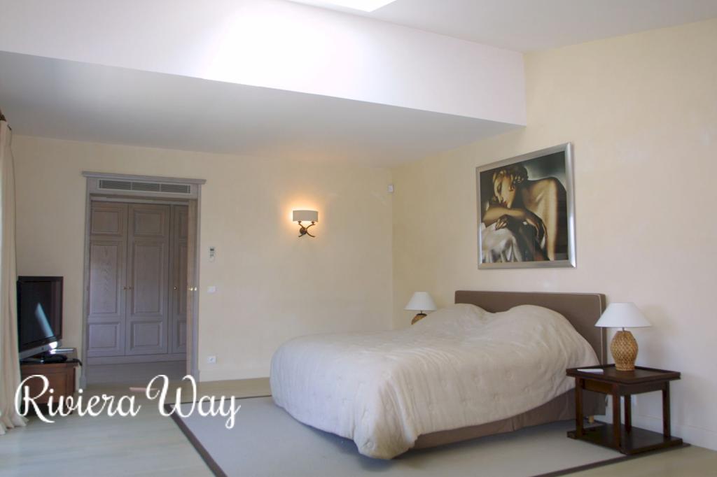 7 room villa in Cap d'Antibes, photo #6, listing #78864156