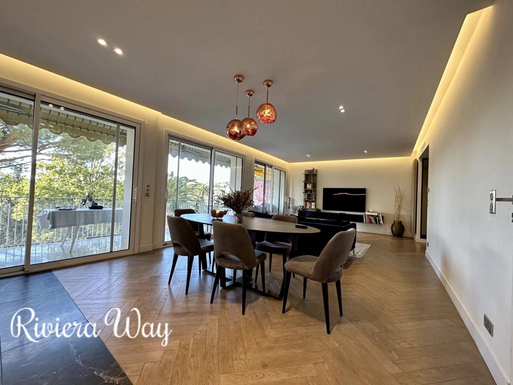 4 room apartment in Le Cannet, photo #4, listing #91392714