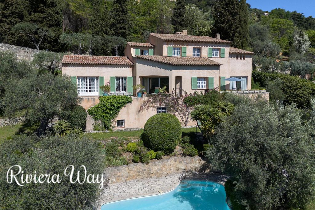 7 room villa in Grasse, photo #6, listing #99509508