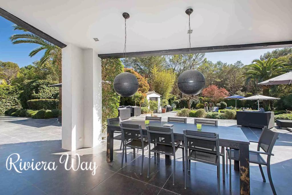 7 room villa in Mougins, photo #4, listing #103144902