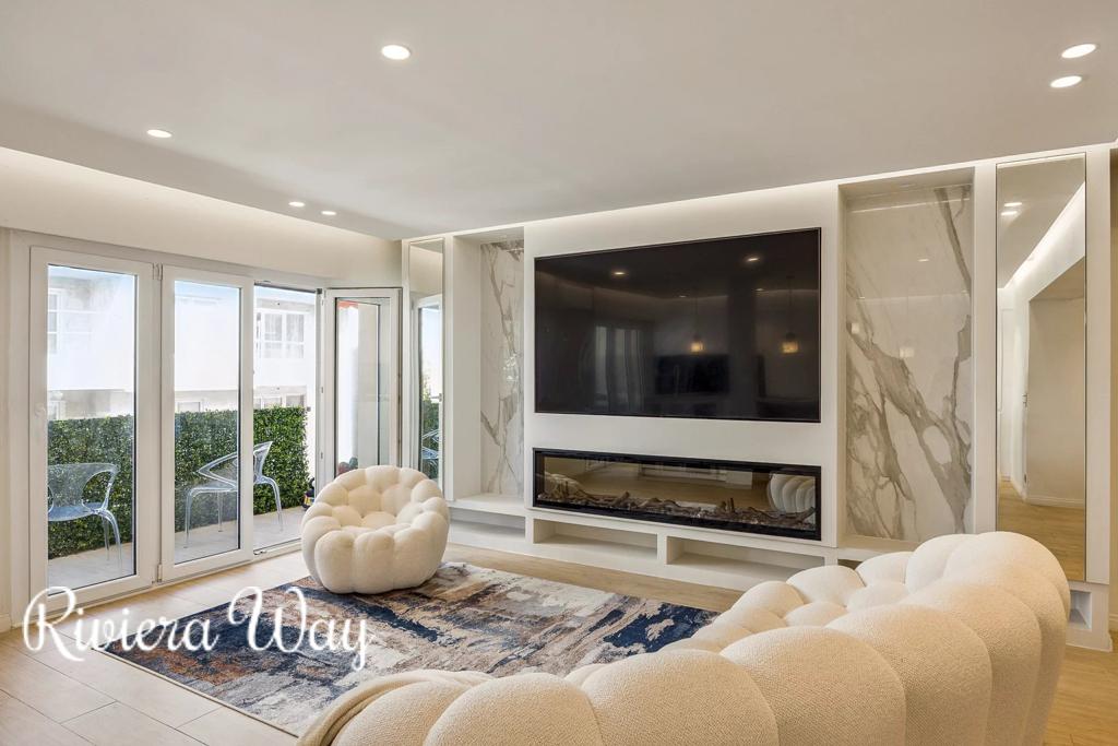 4 room apartment in Juan-les-Pins, photo #10, listing #103787922