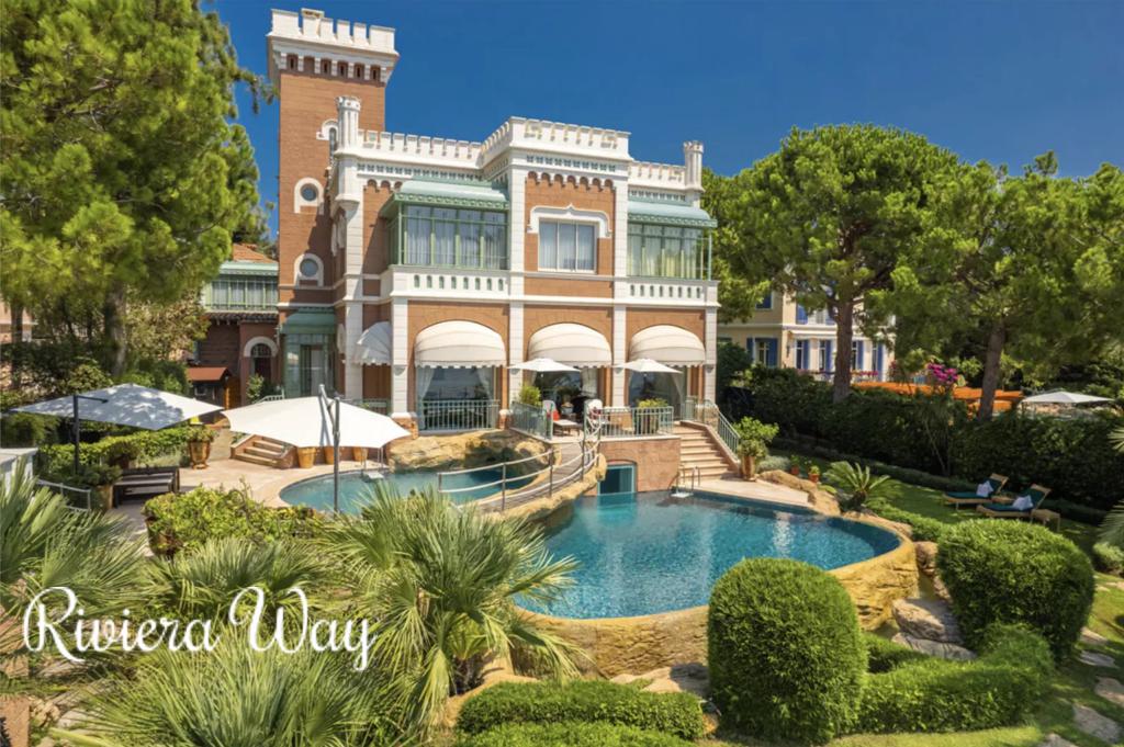 9 room villa in Antibes, 600 m², photo #3, listing #103129824