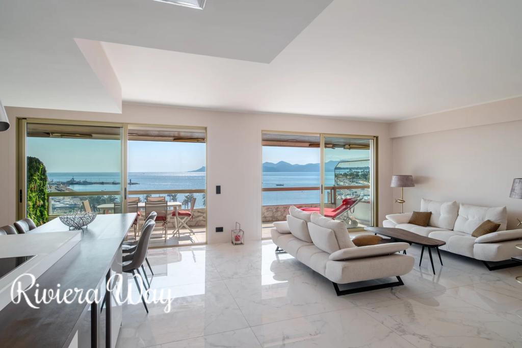 3 room apartment in Cannes, photo #5, listing #106147230