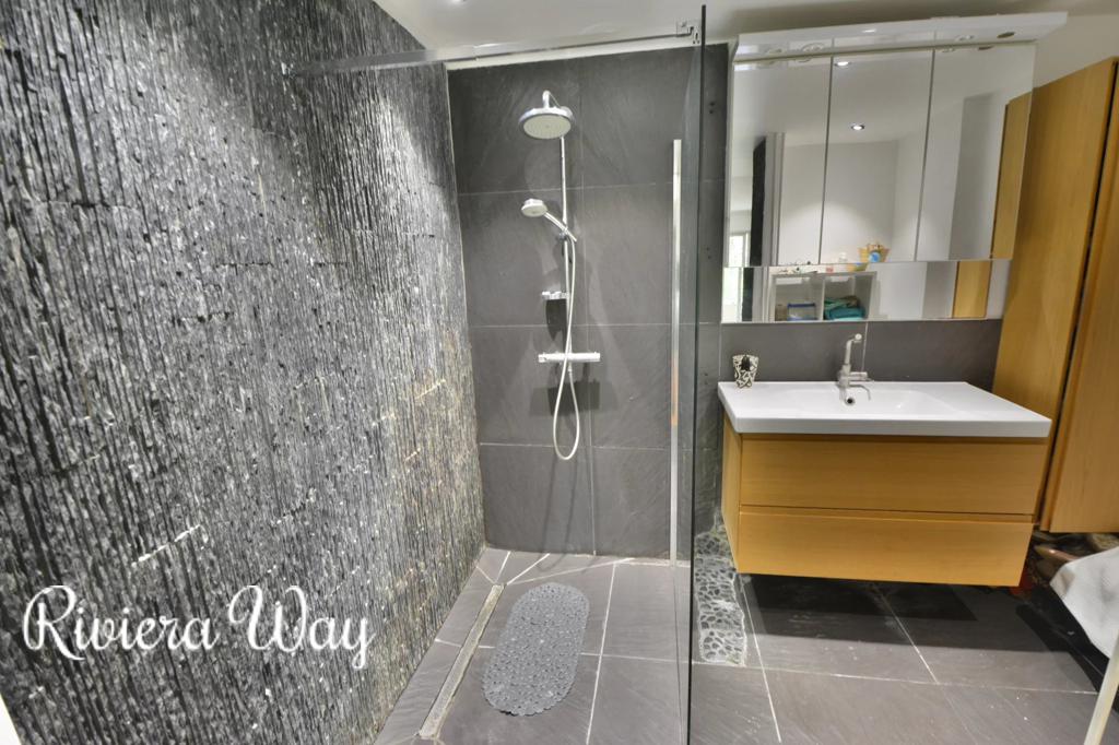 3 room apartment in Juan-les-Pins, photo #10, listing #103689726