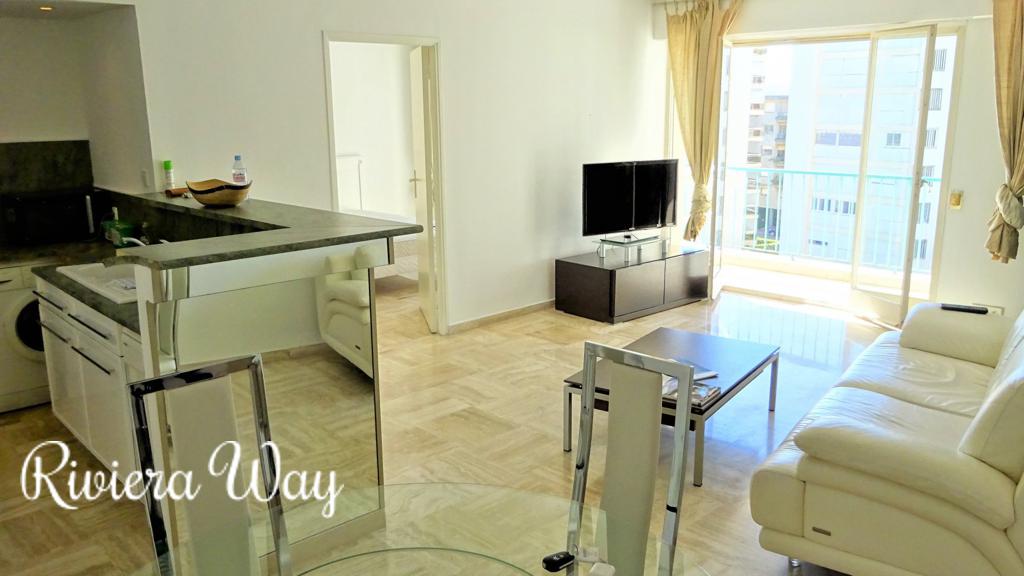 Apartment in Cannes, 72 m², photo #1, listing #80802960