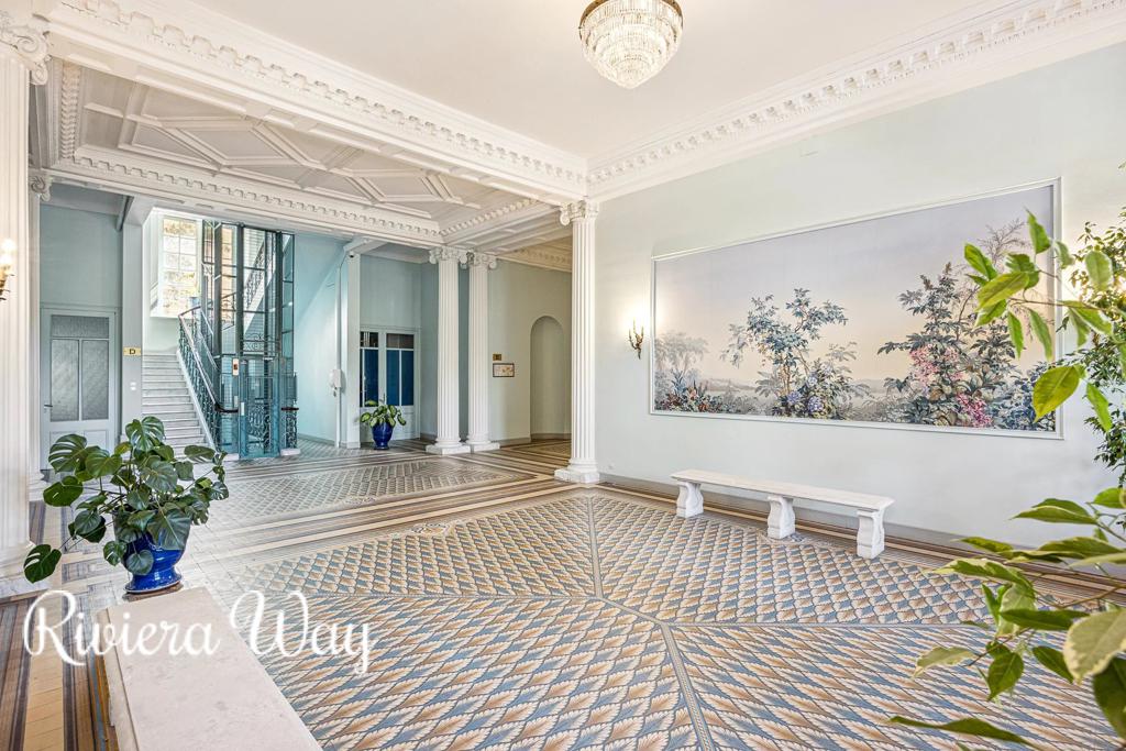 5 room apartment in Beaulieu-sur-Mer, photo #1, listing #104062896