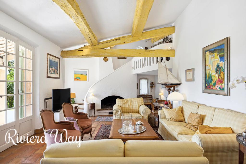 8 room villa in Grasse, photo #7, listing #95414676