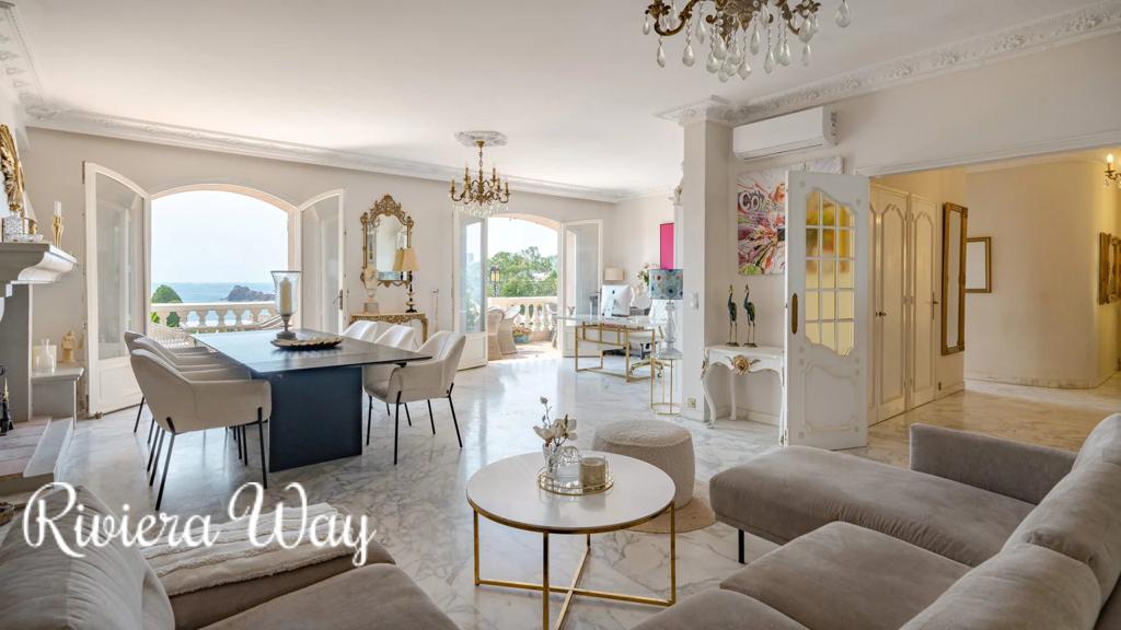 10 room villa in Theoule-sur-Mer, photo #6, listing #106795962