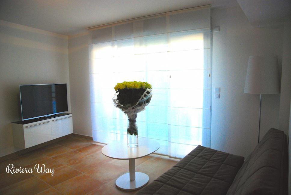 Apartment in Nice, 40 m², photo #1, listing #70802886