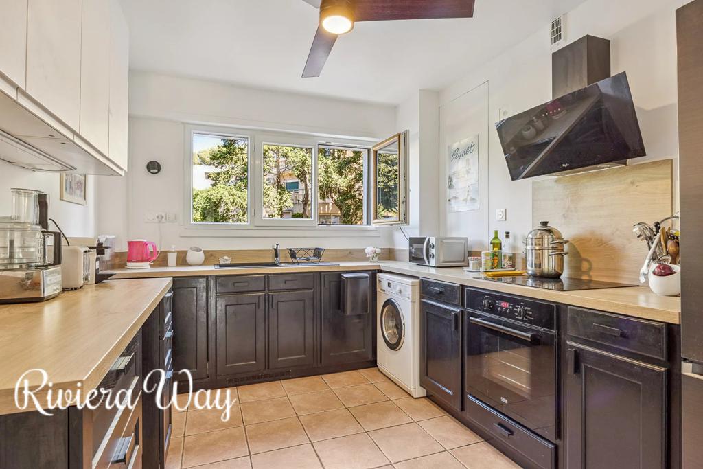 3 room apartment in Cap d'Antibes, photo #9, listing #103498038