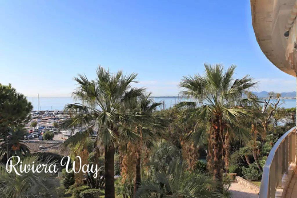 3 room apartment in Cap d'Antibes, photo #2, listing #106533966