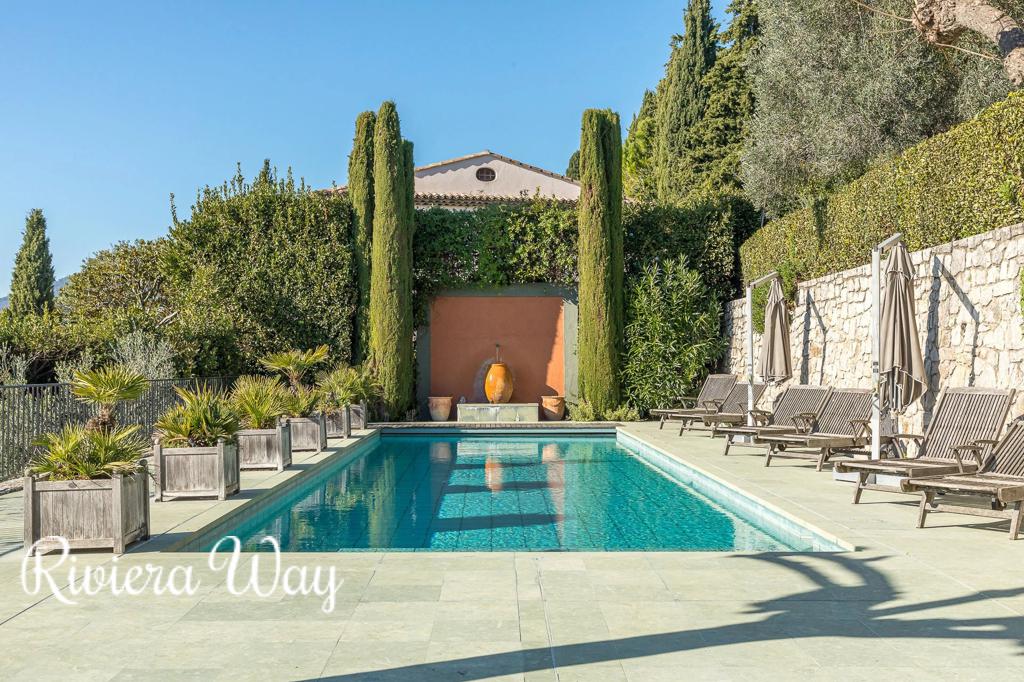 20 room villa in Grasse, photo #4, listing #86854320