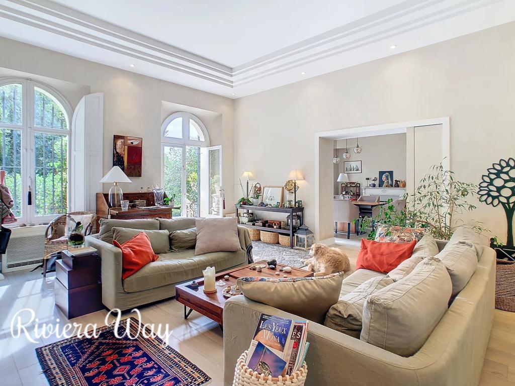 4 room apartment in Cannes, photo #5, listing #103766502