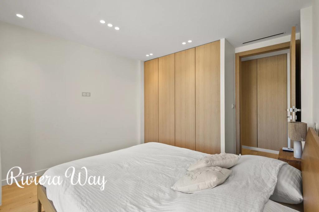 4 room apartment in Le Cannet, photo #9, listing #104301288