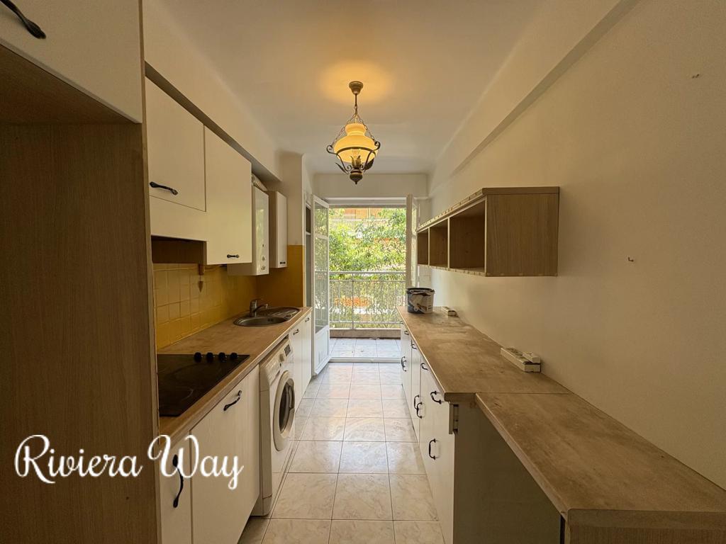 3 room apartment in Antibes, photo #5, listing #103123986