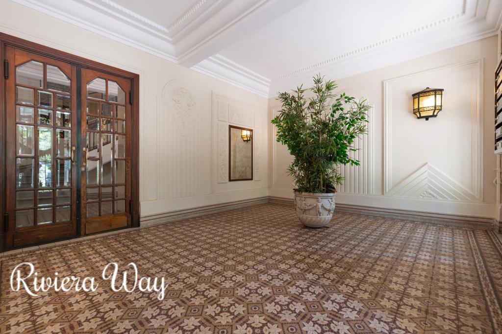 4 room apartment in Le Carré d'Or, 141 m², photo #5, listing #106035552