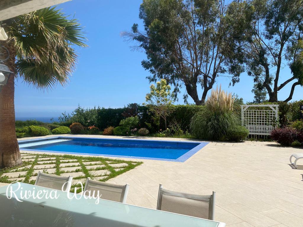 Villa in Villeneuve-Loubet, 310 m², photo #4, listing #106115478