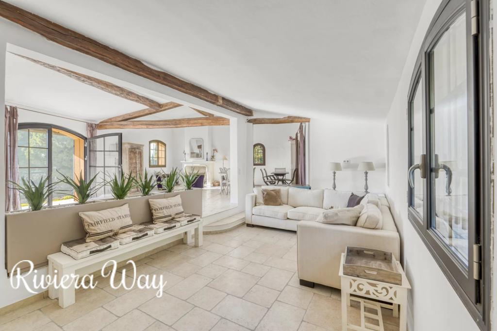 Villa in Grasse, photo #5, listing #102727716