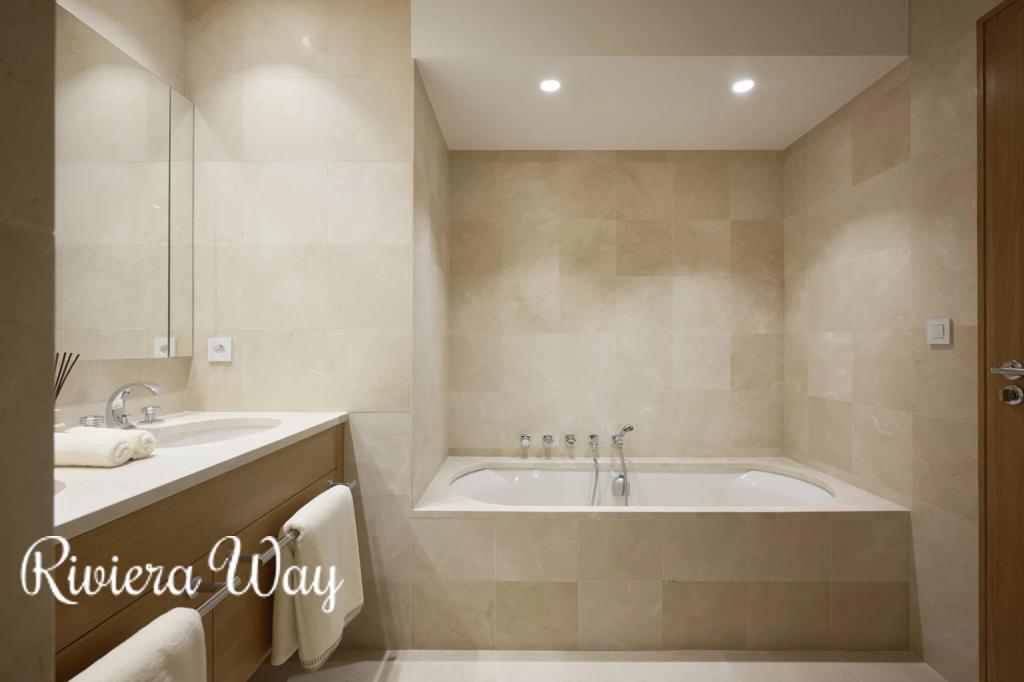 3 room apartment in Cannes, photo #9, listing #105601440
