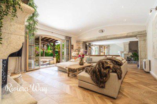 Villa in Mougins, 323 m², photo #3, listing #104270796