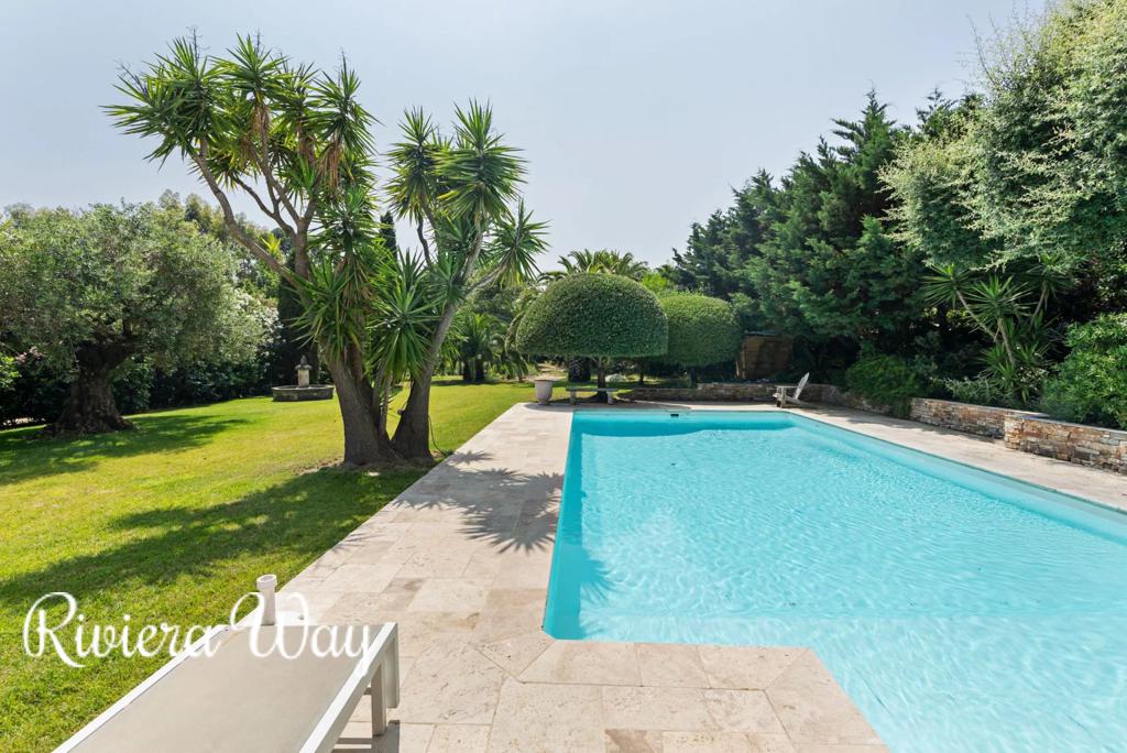 Villa in Grimaud, photo #8, listing #104480334