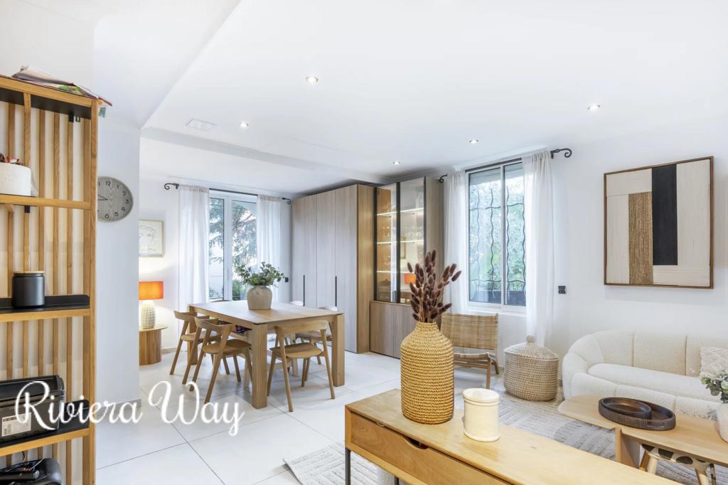 7 room villa in Le Cannet, photo #4, listing #103257000