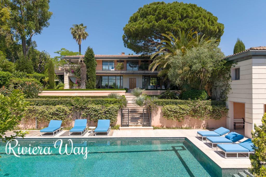 6 room villa in Cap d'Antibes, photo #4, listing #106452402