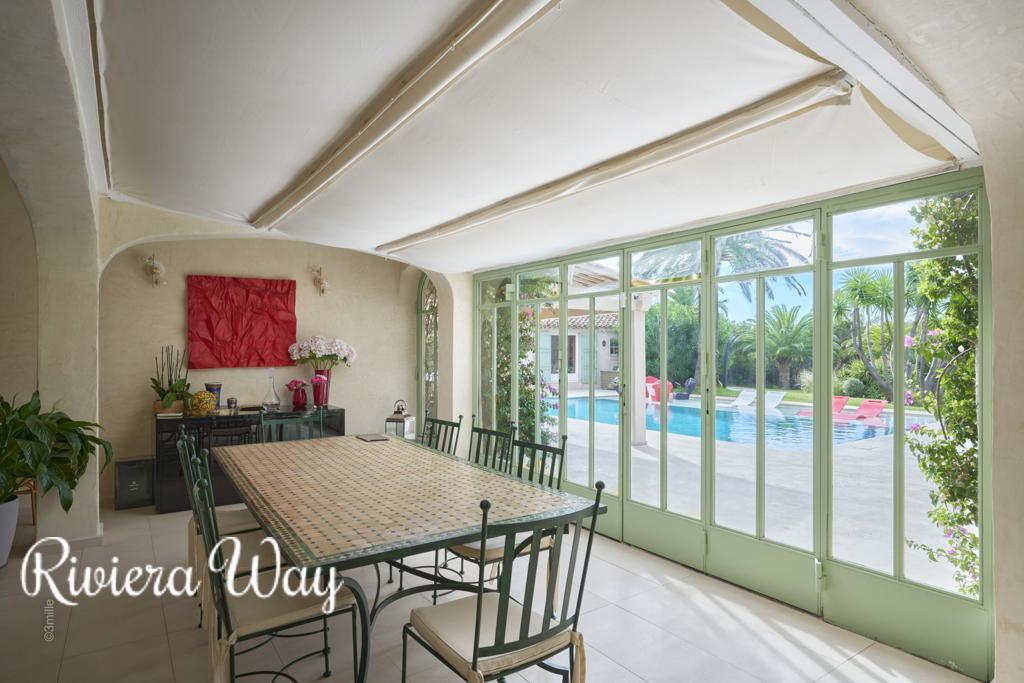 10 room villa in Saint-Tropez, photo #1, listing #91395318