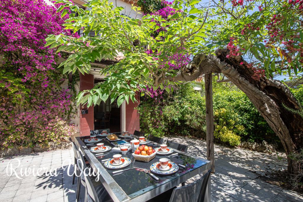 12 room villa in Antibes, photo #2, listing #89886846