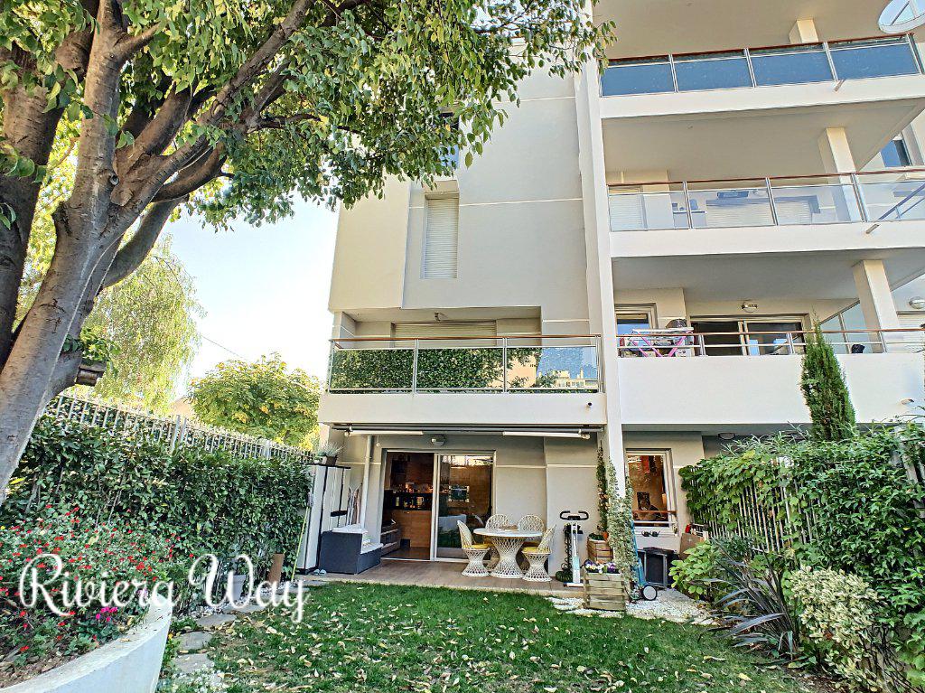 Apartment in Cannes, 53 m², photo #5, listing #80754408