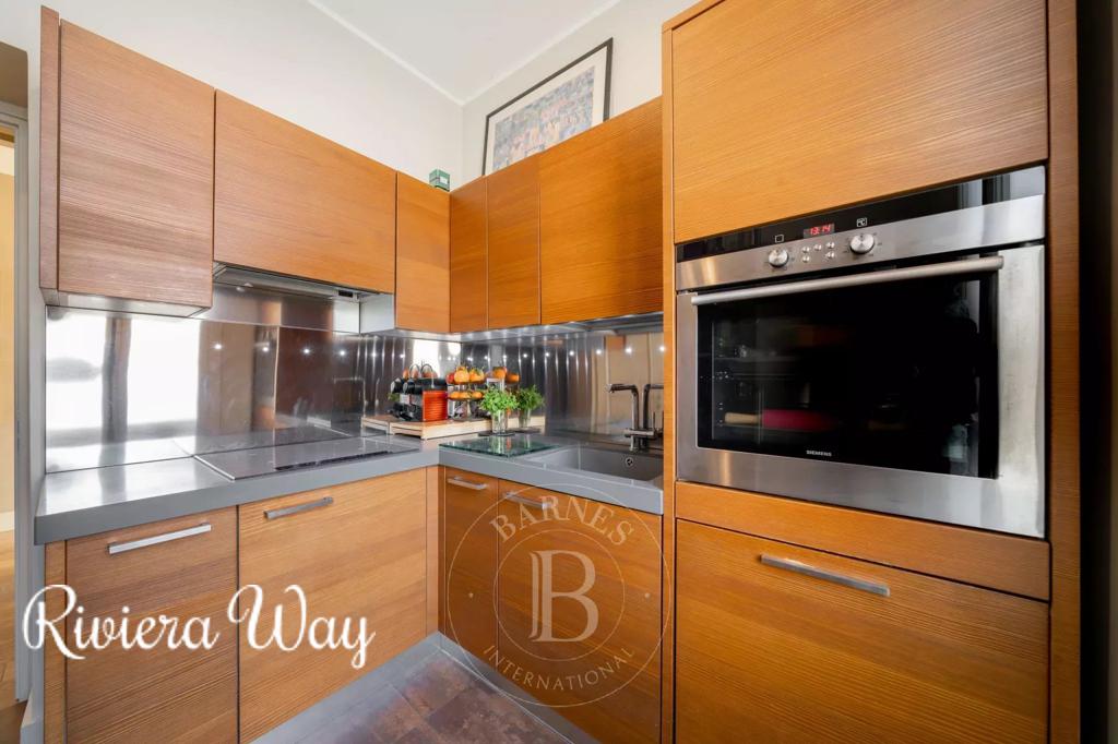 4 room apartment in Cannes, photo #9, listing #101966130