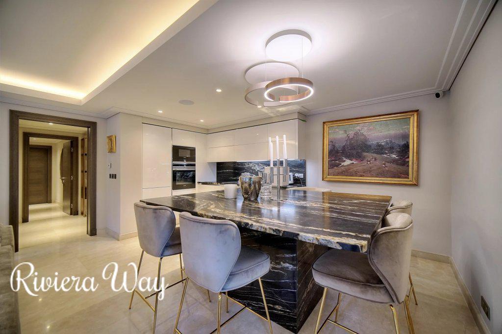 4 room apartment in Antibes, 100 m², photo #5, listing #103197444