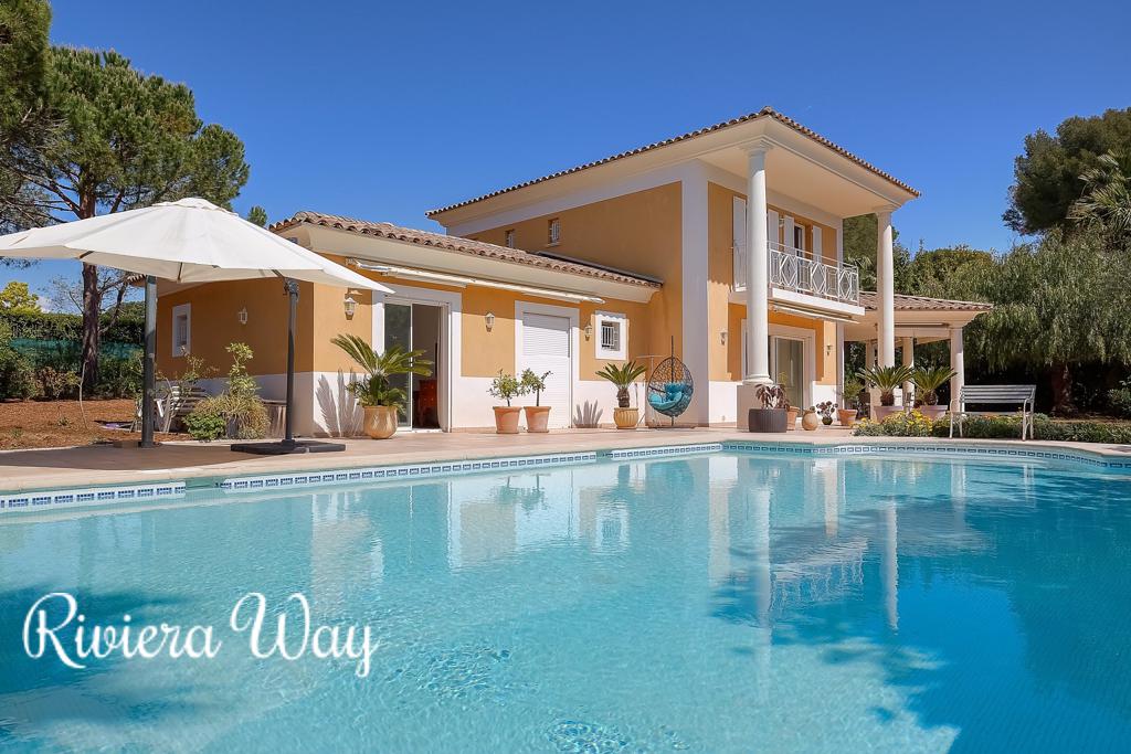 6 room villa in Cap d'Antibes, photo #1, listing #89409516