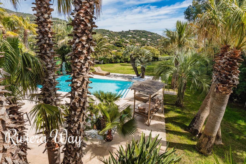 6 room villa in Grimaud, photo #2, listing #104480670