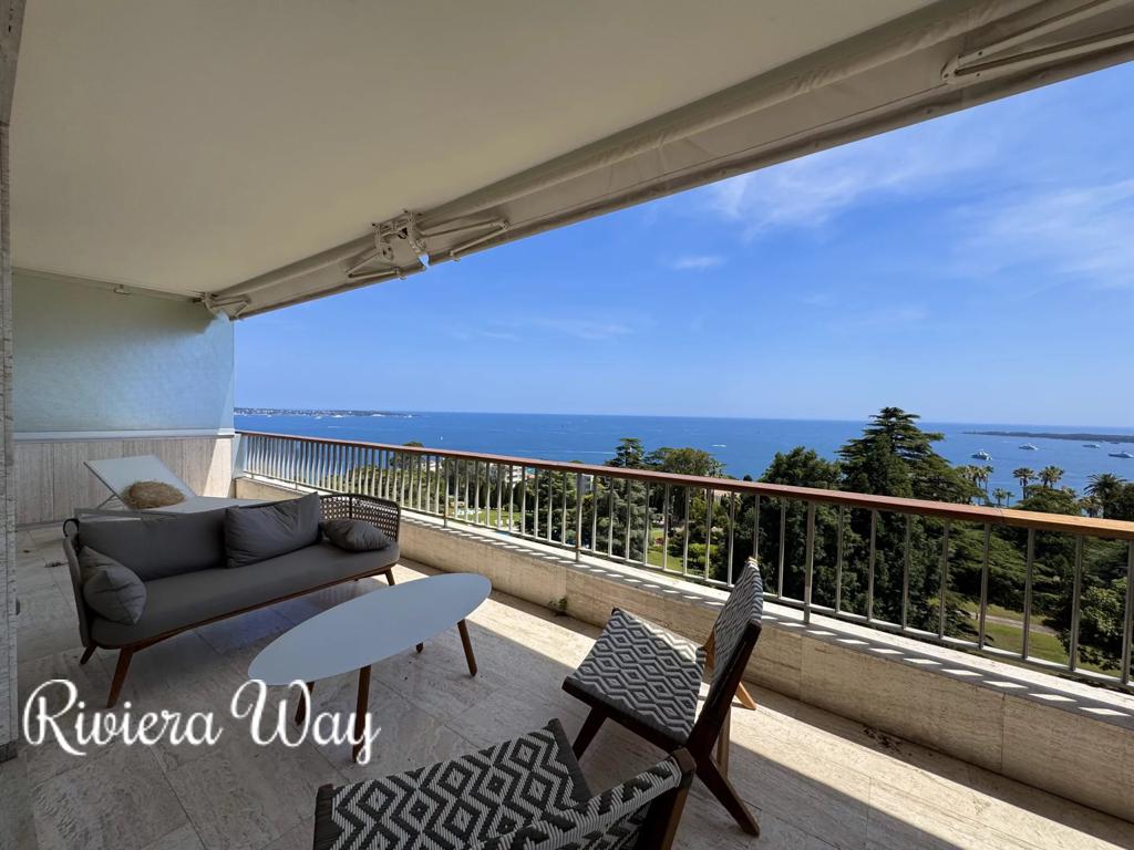 5 room apartment in Californie - Pezou, photo #4, listing #103941642