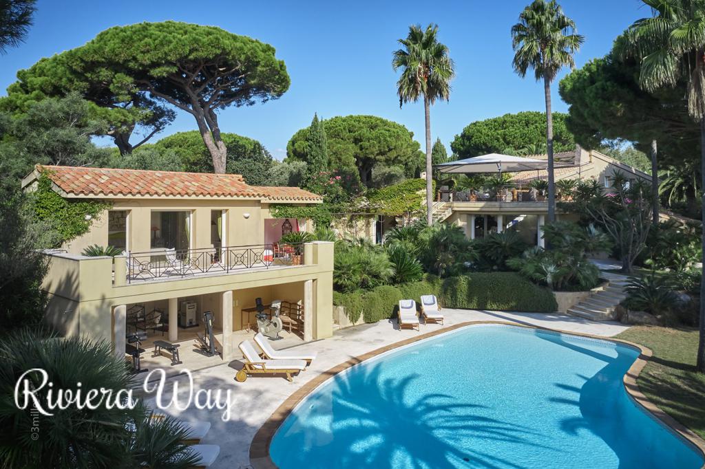 8 room villa in Saint-Tropez, photo #2, listing #86857512
