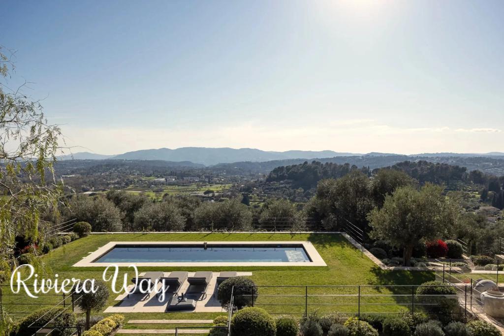 8 room villa in Mougins, photo #2, listing #107172492