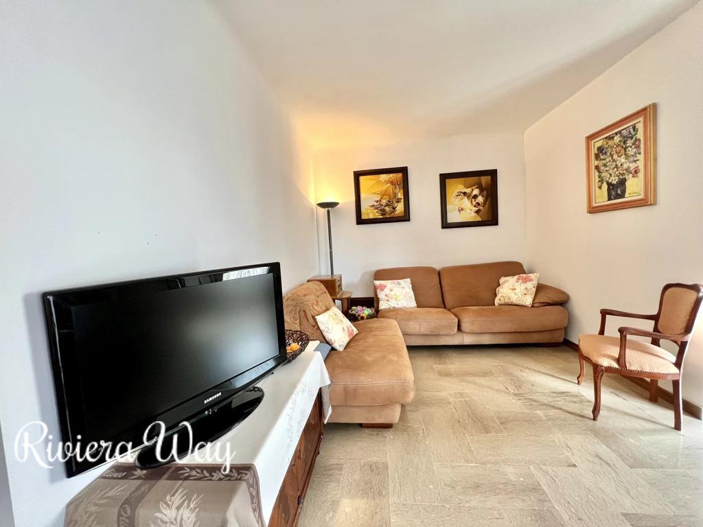 4 room apartment in Antibes, photo #7, listing #95838918