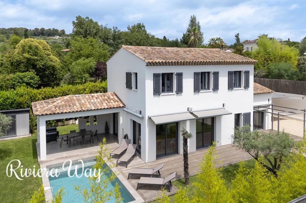 6 room villa in Le Rouret, photo #1, listing #103498080
