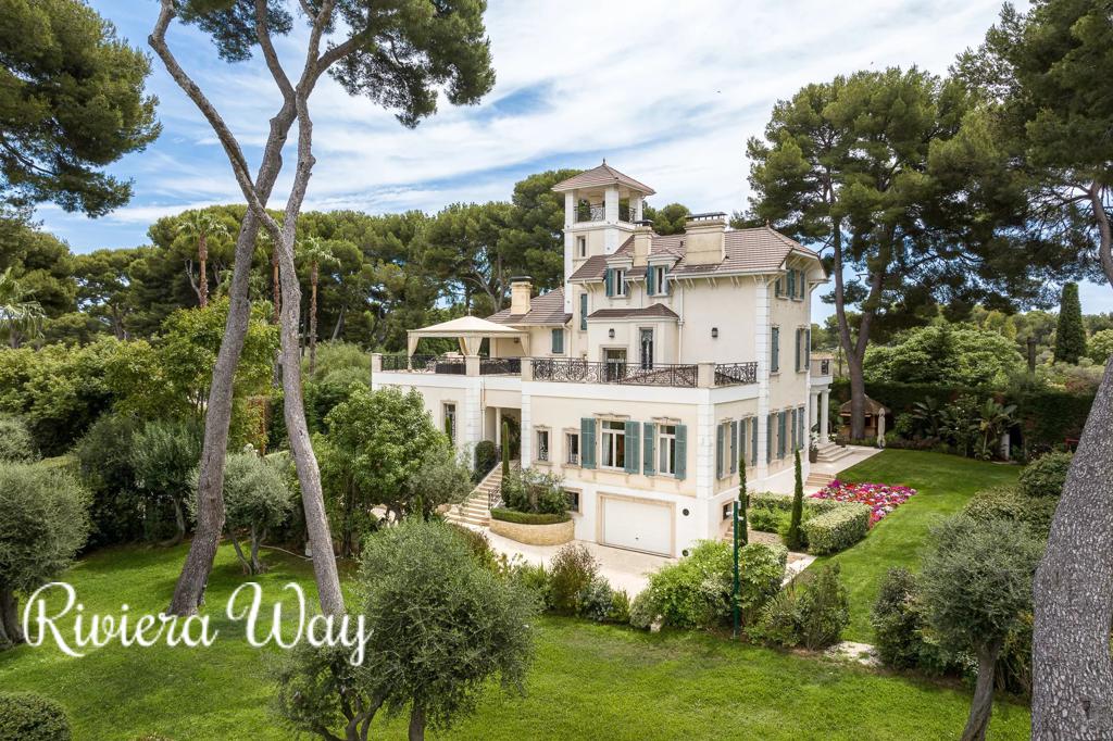 19 room villa in Cap d'Antibes, photo #8, listing #99937656