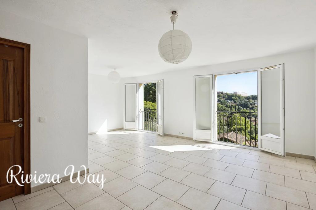 7 room villa in Grasse, photo #6, listing #104355510